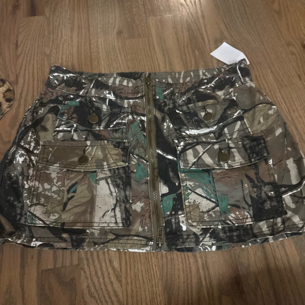 Nordstrom Camouflage Mini Skirt - Picture 8 of 9